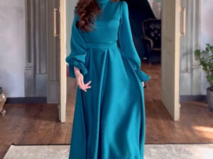 Elegant Ruffled Long Sleeve Dress