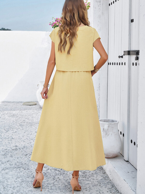 Women's Minimalist Casual Sleeveless Top And Long Skirt Set - Image 4