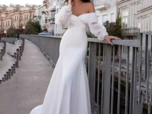 Spring Concise White Satin Trailing Lightweight Wedding Dress