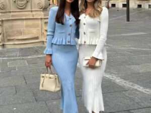 Ruffled V-neck Hip With A Set Of Suit